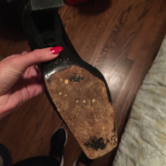 Vintage Mary Jane Heels by Prada - Picture 3 of 4